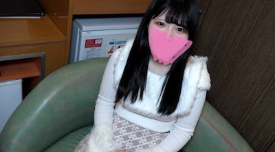 FC2-PPV-4714513 ★加分：无码阴道镜头♀163 20岁大学生半外射半中出SAY！怀念20岁迈入大人世界那种兴奋的感觉
