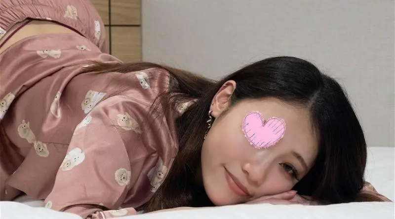 FC2-4050715 Pyjamas de Ojama22 岁，超级色情！个性大方、个性开朗的淑女类型♥个性开放开朗的白大褂女孩♥性格强势的Riko