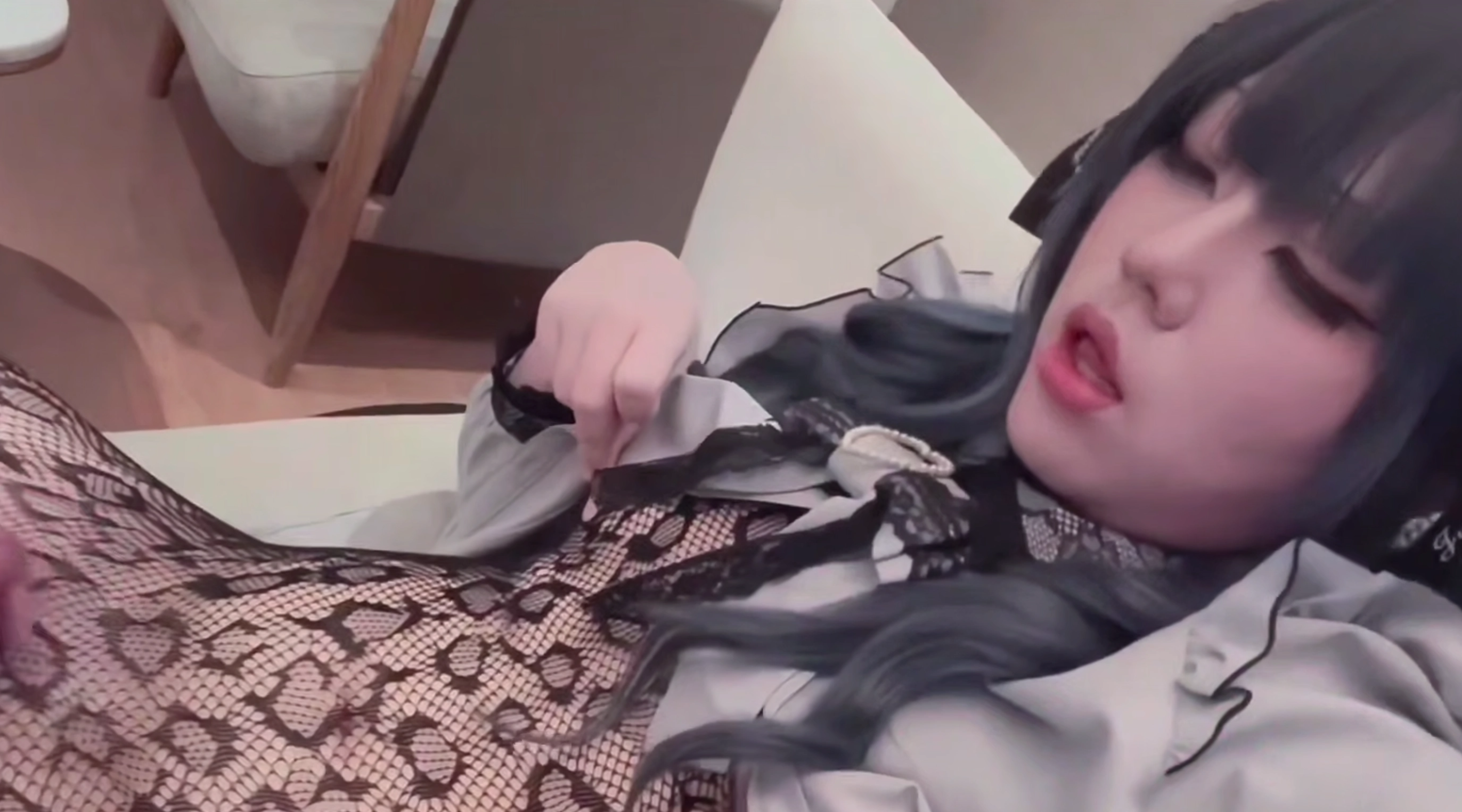 【伪娘】雌堕喷精母猪完整记录