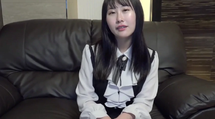 FC2 PPV 4789150【无码】ガッキーそっくり!?AV女優に憧れる20歳JDの夢を叶えるハメ撮り映像。最後はもちろん生中出しです！