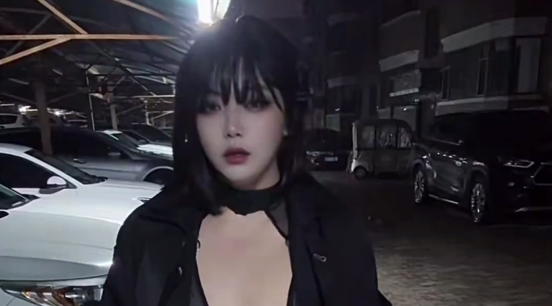 【伪娘】我又出来露出喷精啦🥵！