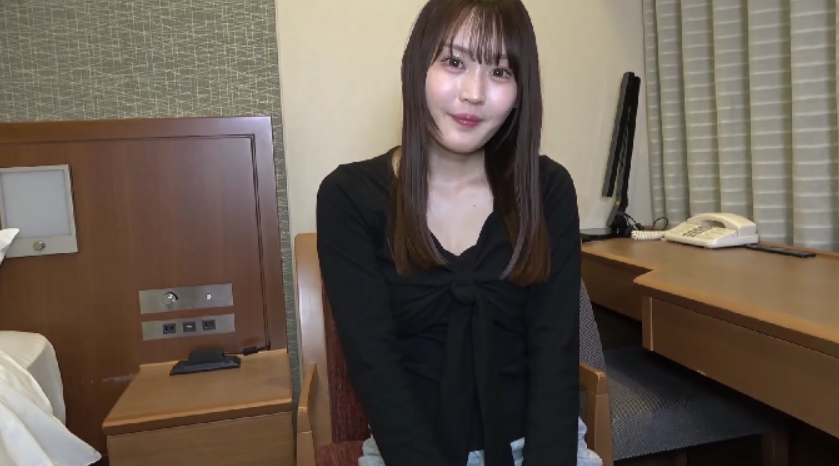 FC2 PPV 4889712【无码】大反響の**アナ系清楚系美女！この感じが本来のこの女性の姿なのかもしれません⤴あの余裕ある笑みの秘密が凄すぎた…、ワンカット撮影での臨場感！ ※特典高画質