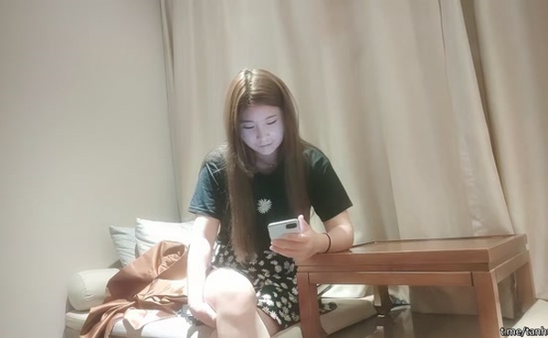 【AI高清2K修复】2021_6_9，【呗哥探花】，良家气息浓郁的小少妇，一把扯开内裤抠穴，白嫩听话口交卖力，后入水声潺潺欲望强烈