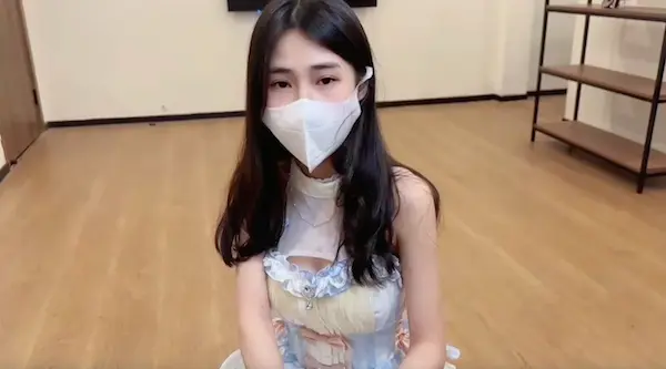 锅锅酱|极品洛丽塔女上位M腿榨汁,婀娜水滴型美乳,肉棒抽刺白虎蜜鲍,太上头了最佳女友型 - 无套内射视频