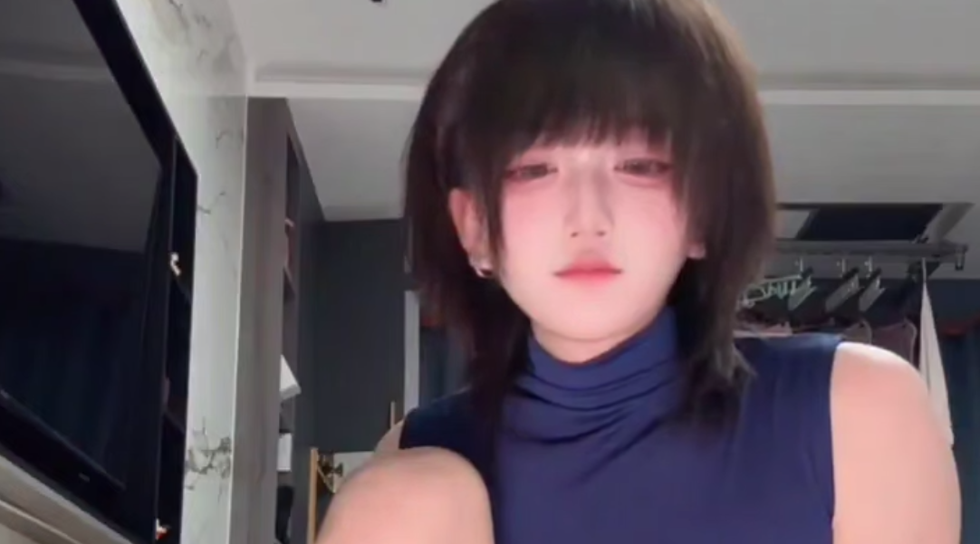 【伪娘】发型尴尬期，烦死啦😩