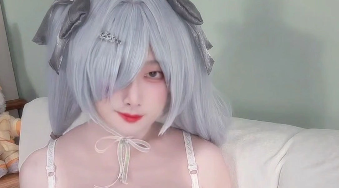 【伪娘】亲爱的，你会喜欢这顿特别的餐点吗？