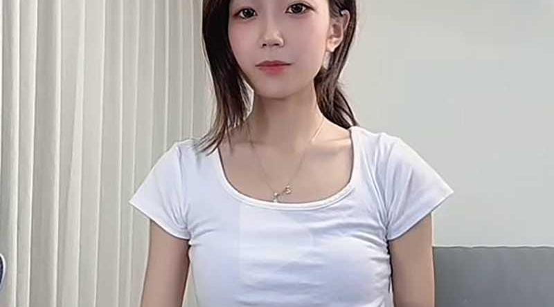 抖音竟成福利姬培养温床 CF美女主播 媛崽好困 下海卖初夜被曝 大量裸聊露穴淫拍流出！