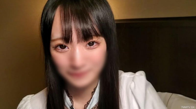 FC2-PPV-4426644 4人严选！与一脸无辜的女孩玩耍的真实视频。未经审查/原始体内射精