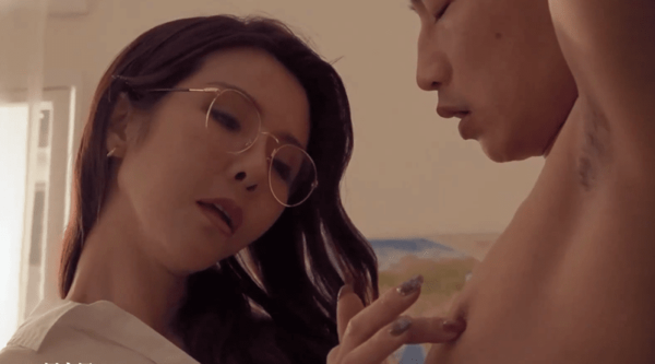 982332.xyz 国产AV荣耀推荐麻豆传媒正统新作女王教师想射出来 可要乖乖听话哟 被学生夹着操