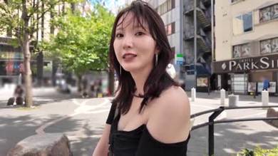 JUR-024 遇見你真是個奇蹟，你是一位我一生都不會忘記的美麗女人。 2025 年第一位也是最佳的麥當娜大片新人。出生：新婚優香，31歲，AV DEBUT。 - 新妻ゆうか
