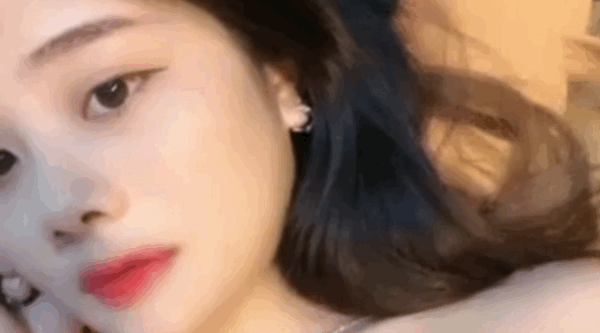 顶级蜜桃臀扭来扭去.高颜值女神-菲杉】超美女神下海~美到爆炸！自慰白浆流不停~爽~ 从头到脚纯天然，颜值是真的高！重磅！-原版高清无水印