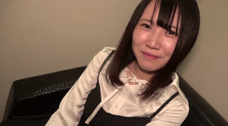 FC2 PPV 4874783【无码】まだ２０代の新婚3年目の美人妻を既婚者合コンで見つけてホテルＩＮ♡勃てない旦那に見切りをつけて他人チンポと不倫ＳＥＸの快楽をむさぼっちゃう♡