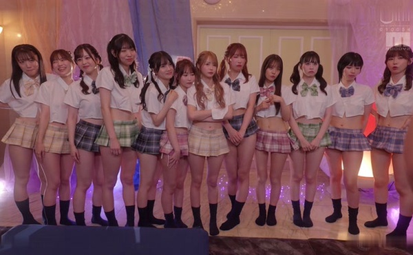 私立MOODYZスケベ特進科 青春フェラチオ学園 いつでも、どこでも、奪い合い超ハーレム！ぶっこ抜きバキュームで痴女られちゃうボク。 MOODYZ創立25周年記念Uncensored-MIRD-274