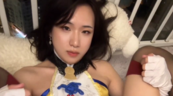 【TS】“老公操我..插烂我...奖励你射..大鸡巴干我” 直男操国产男娘～ 对白淫荡搞笑