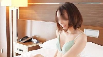 FC2-PPV-4554178 一对盼望已久的老妻儿，一对精致的身材，一对十八岁以上的萌妻儿